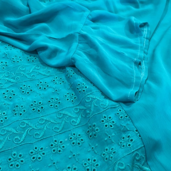 Turquoise Tunic - Picture 4 of 4